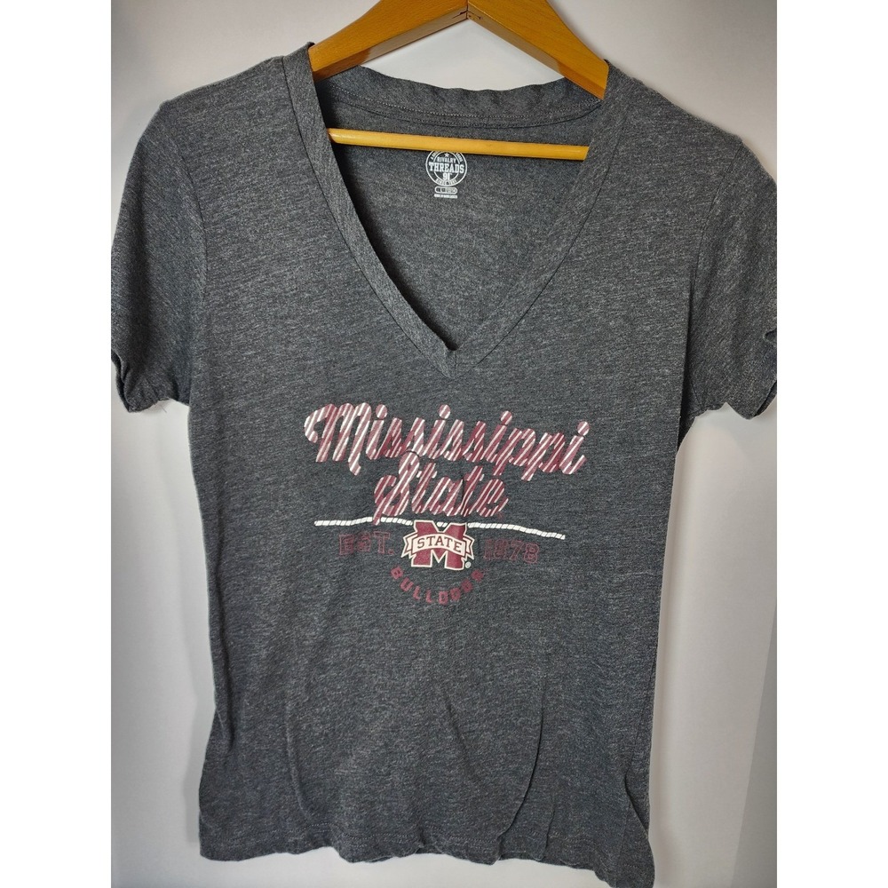 Rivalry Threads Mississippi State Bulldogs V-Neck Graphic Tee Gray Large 12/14